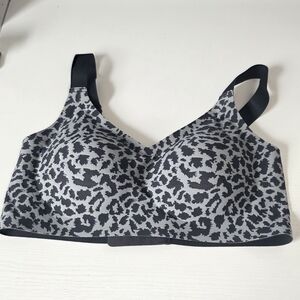 Black and Gray Leopard Wireless Comfort Bra